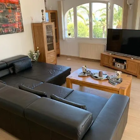 Mit Privatpool Fuer 4 Personen Ca 120 Qm In Calp, Valencia Costa Blanca * Calpe